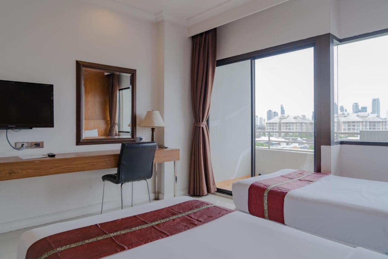 Hotel Forum Park 4*