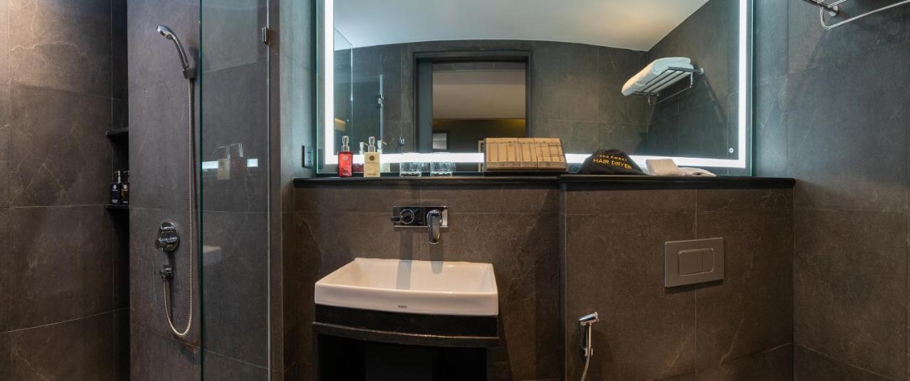 The Gravitique Khaosan Hotel 4*