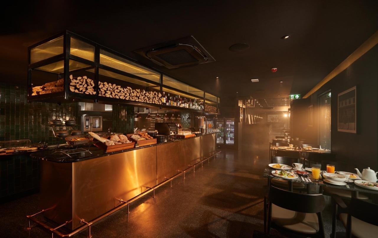 The Gravitique Khaosan Hotel Bangkok