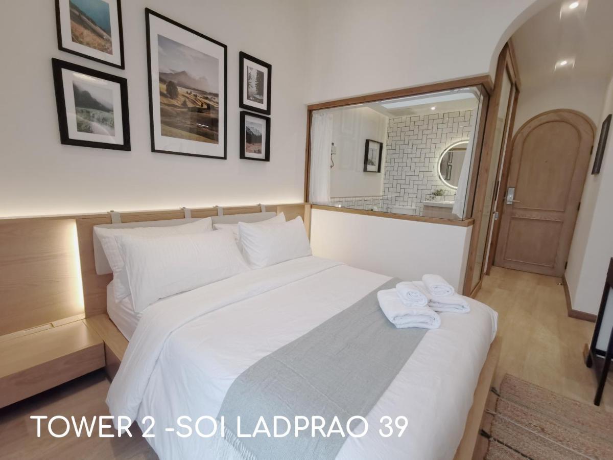 Double Bed Hotel Bangkok