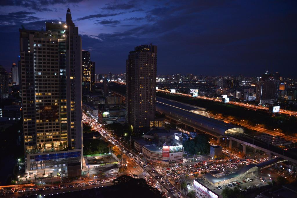 Supalai Asoke Monthly Apartment