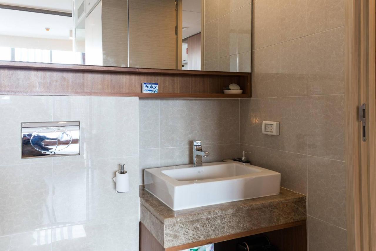 5 Stars 1 Bedroomtub Bathshower Downtown Near Emquartier Shopping Mall Holiday home