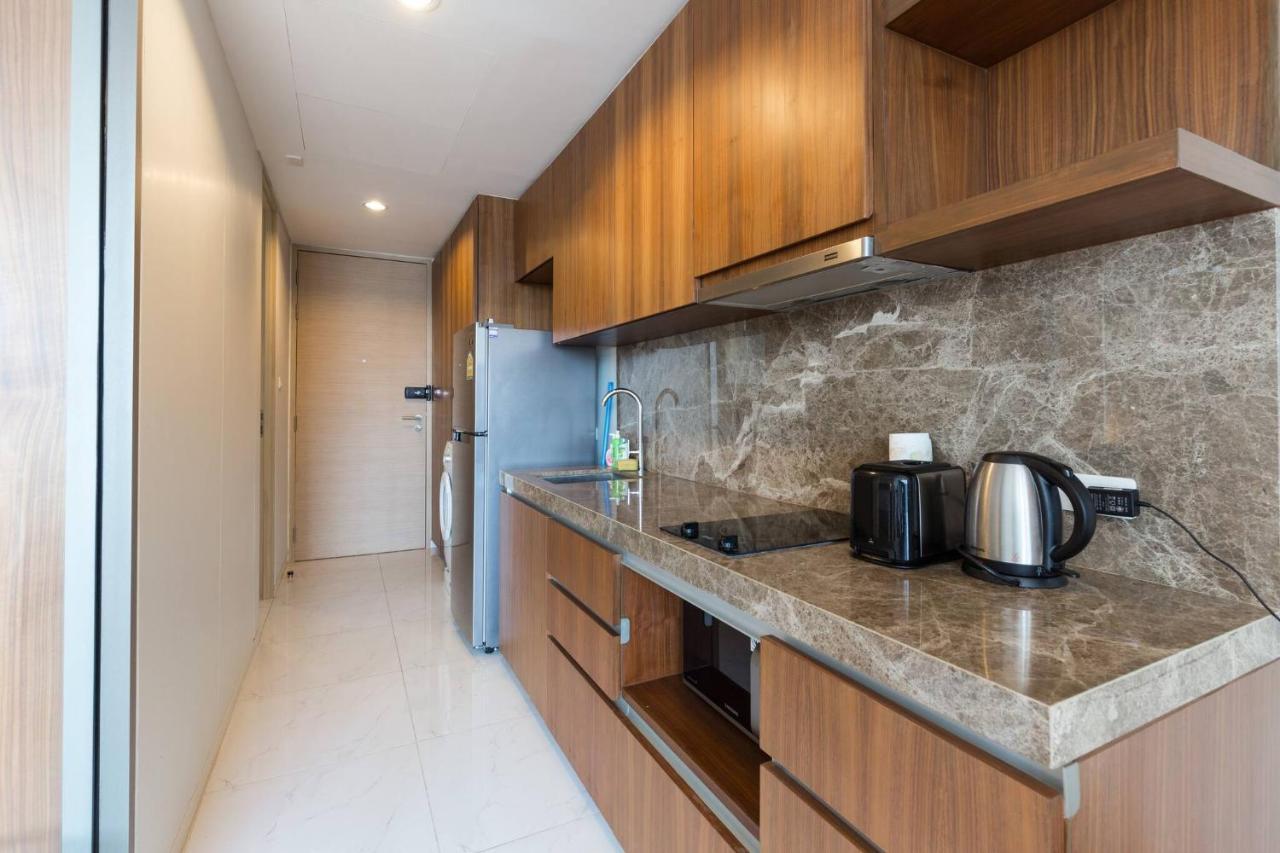 Holiday home 5 Stars 1 Bedroomtub Bathshower Downtown Near Emquartier Shopping Mall *