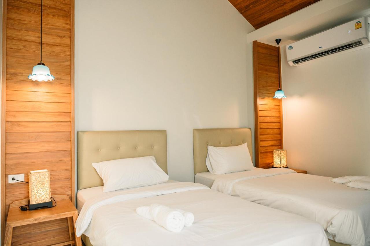 Cozyhouse Near Mrt Queensirikit Convention Center Bangkok