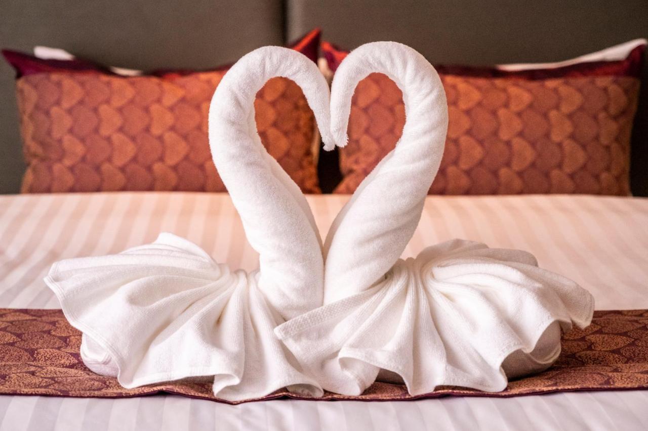 Sinsuvarn Airport Hotel