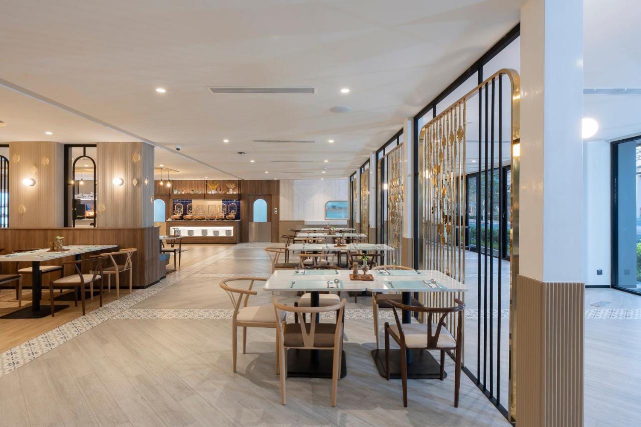 Centara Life Phra Nakhon Hotel Bangkok