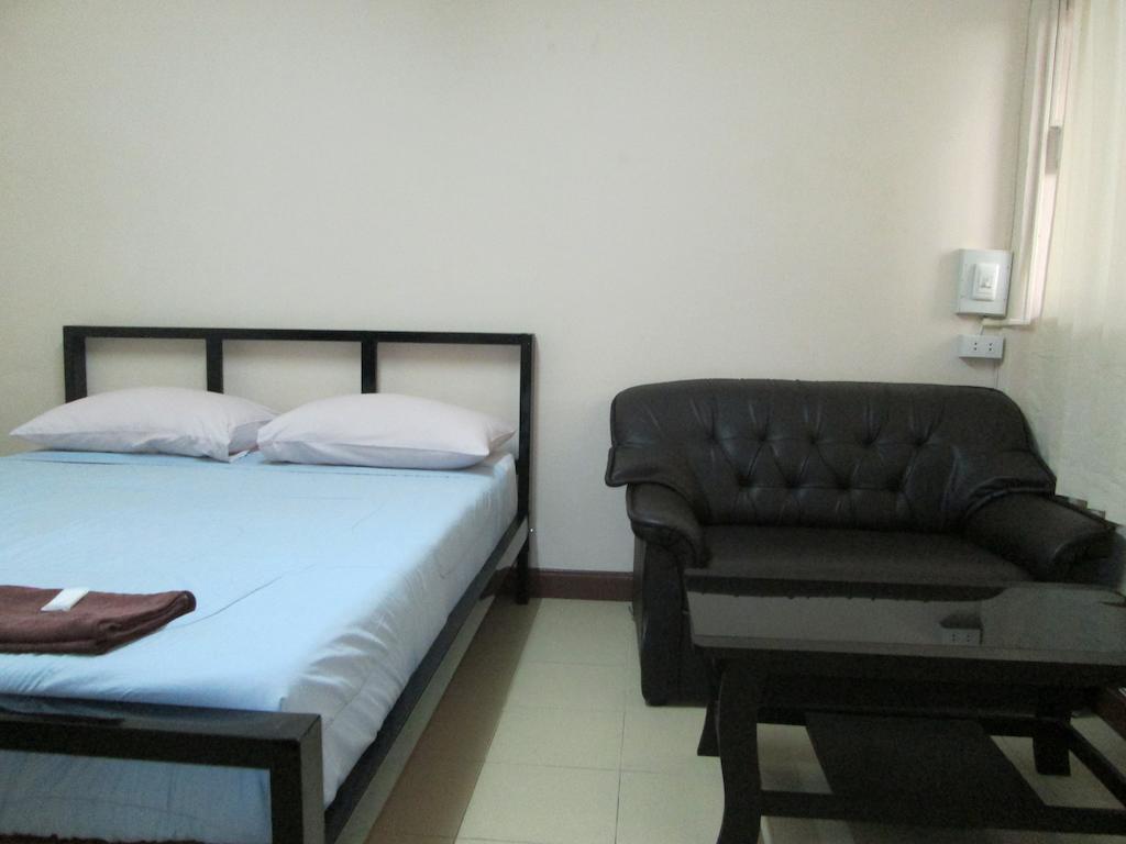 Rumah tetamu Lee House