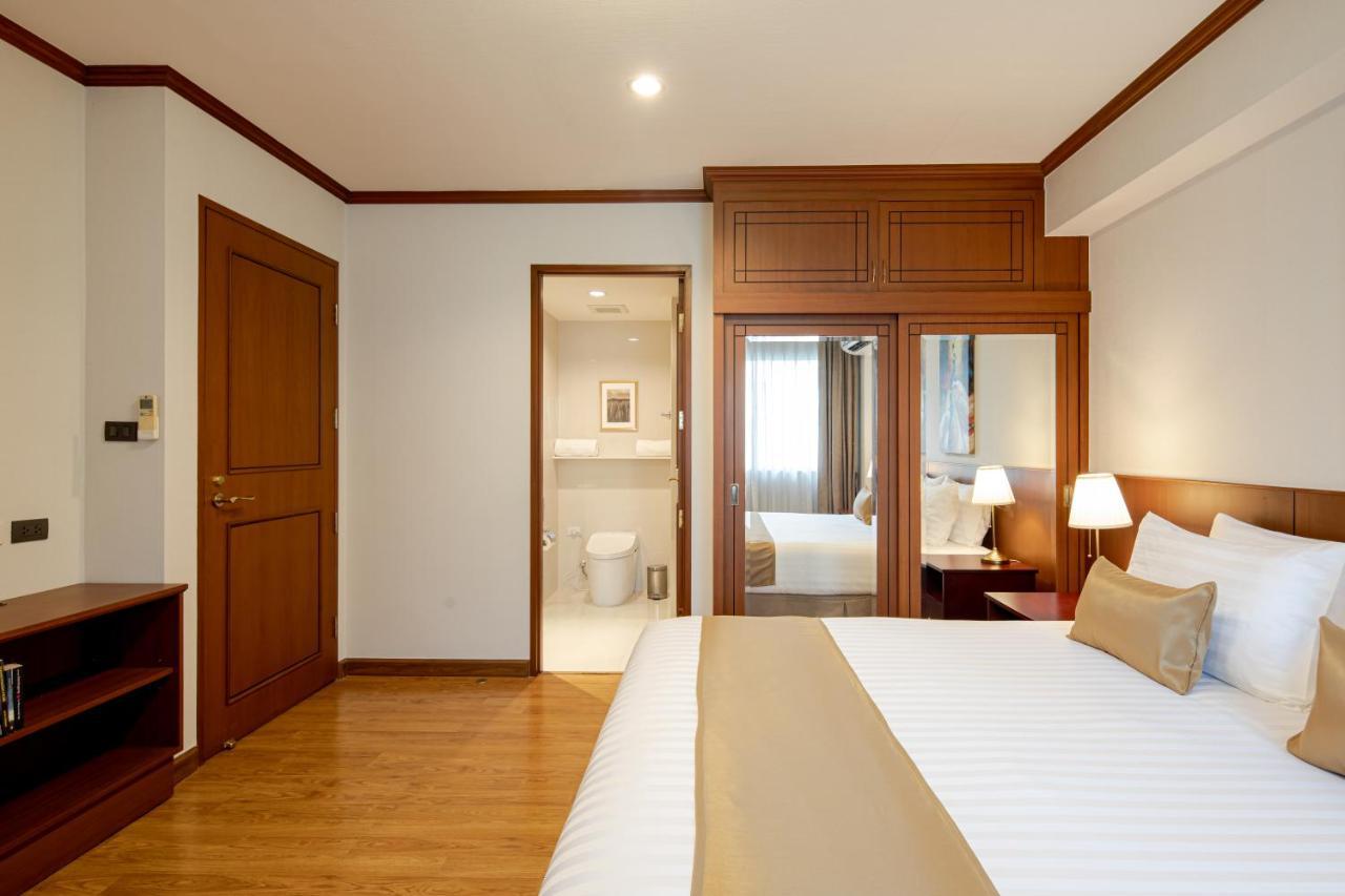 Hotel Schloss At Thonglor Bangkok