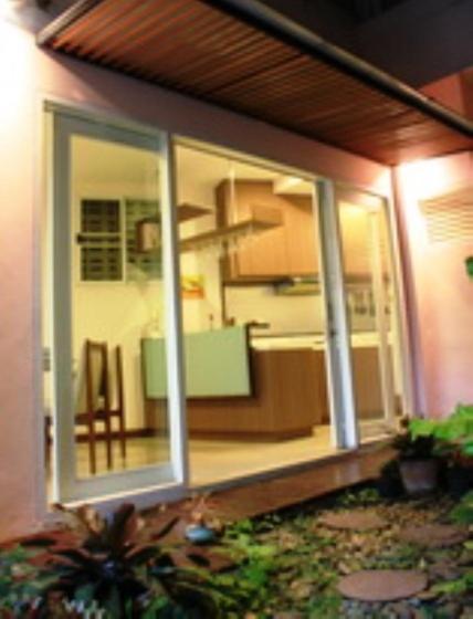Baan Manusarn