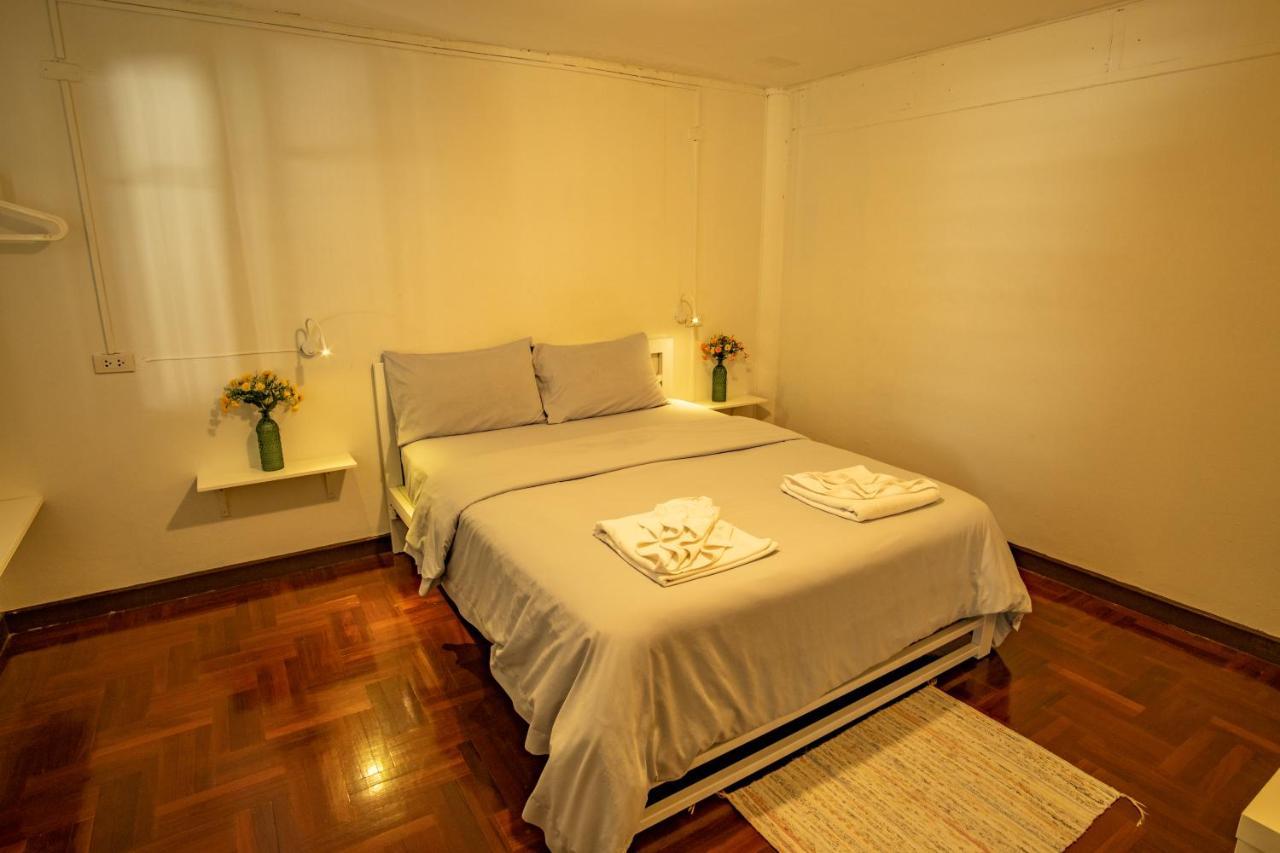 Home16 16 Sukhumvit * Bangkok