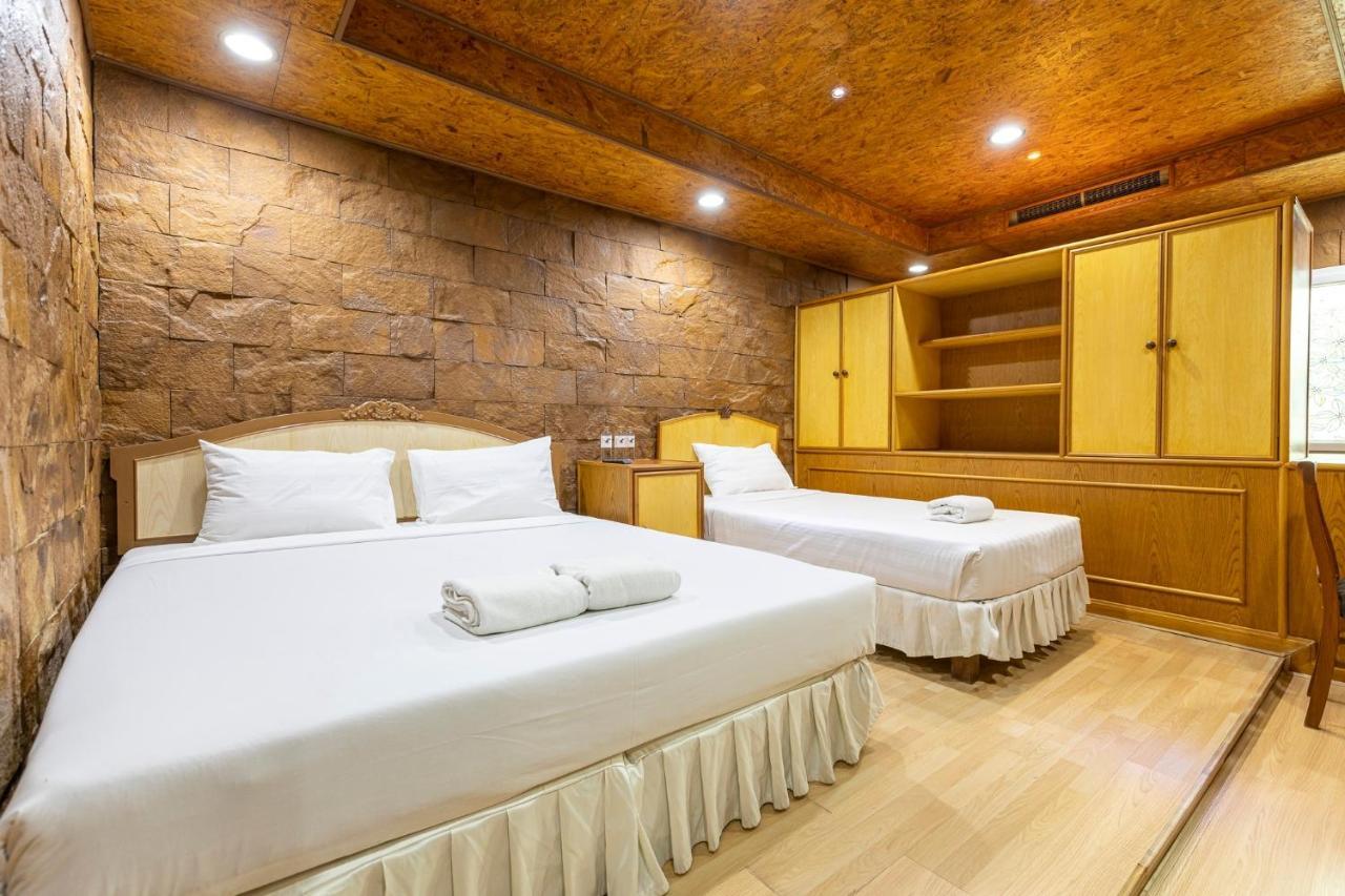 Hotel Pj Watergate