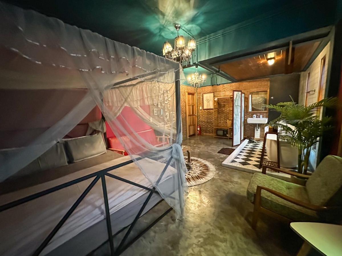 T-house Bkk 2floors Near Bts With Swimming Pool And Free Wifi *