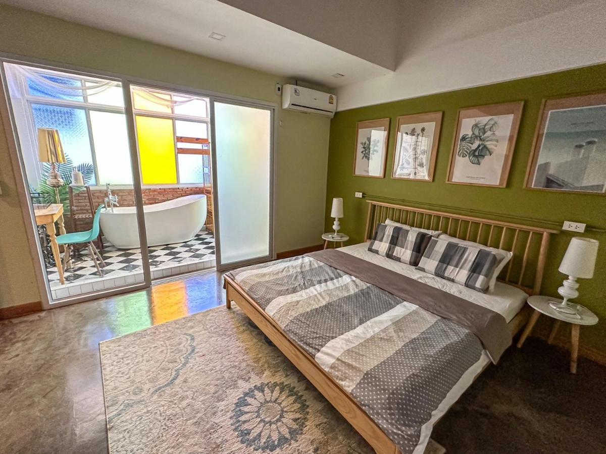 Guest house T-house Bkk 2floors Near Bts With Swimming Pool And Free Wifi Bangkok