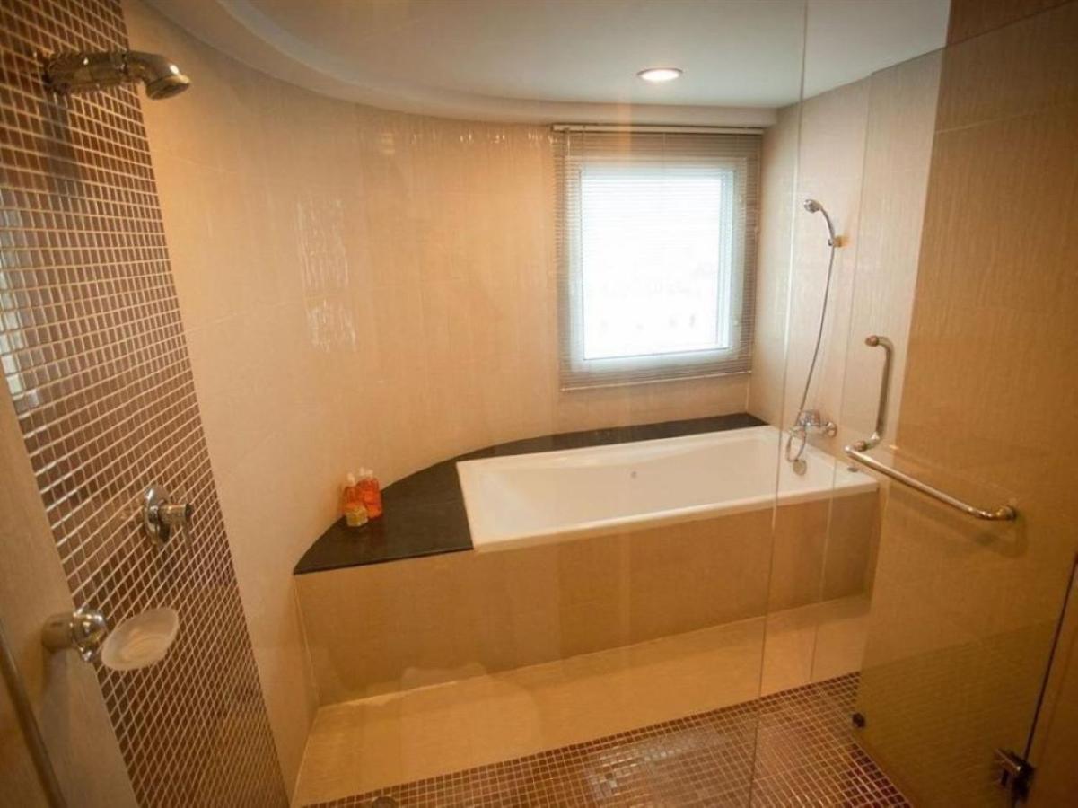 S.m. Grande Apartment Bangkok