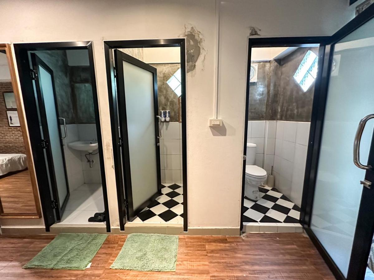 T-house Bkk 2floors Near Bts With Swimming Pool And Free Wifi *