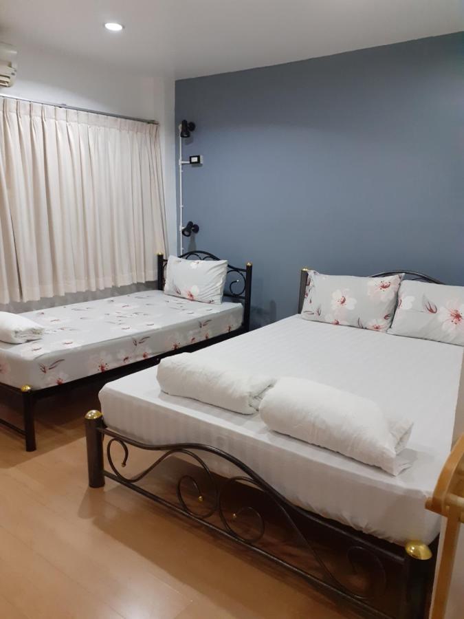 Asrama Baansu Bangkok