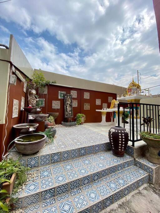 Apartment Ratanawong Place 206 *