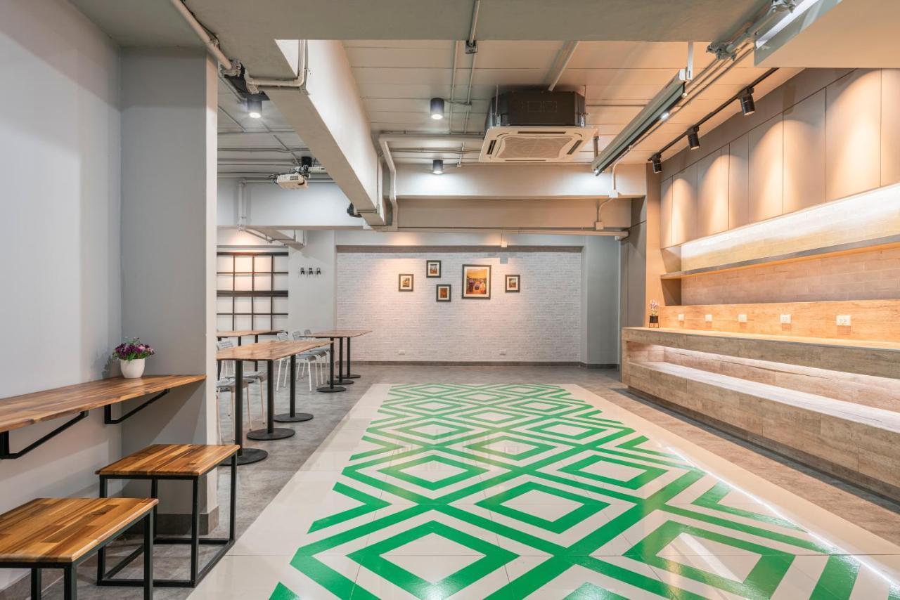 Hotel At 115 By Rompo Bangkok