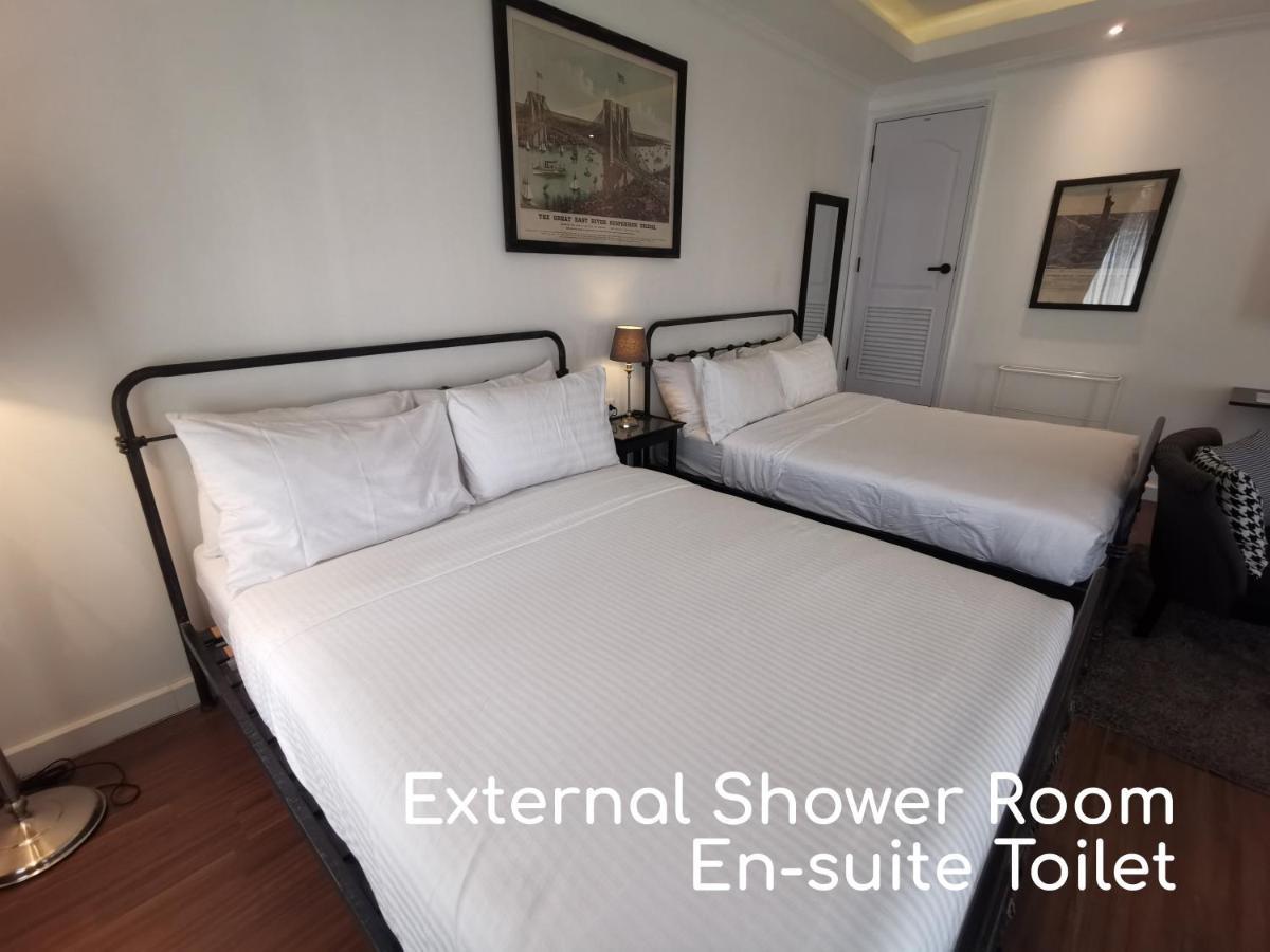 Hotel Double Bed Bangkok