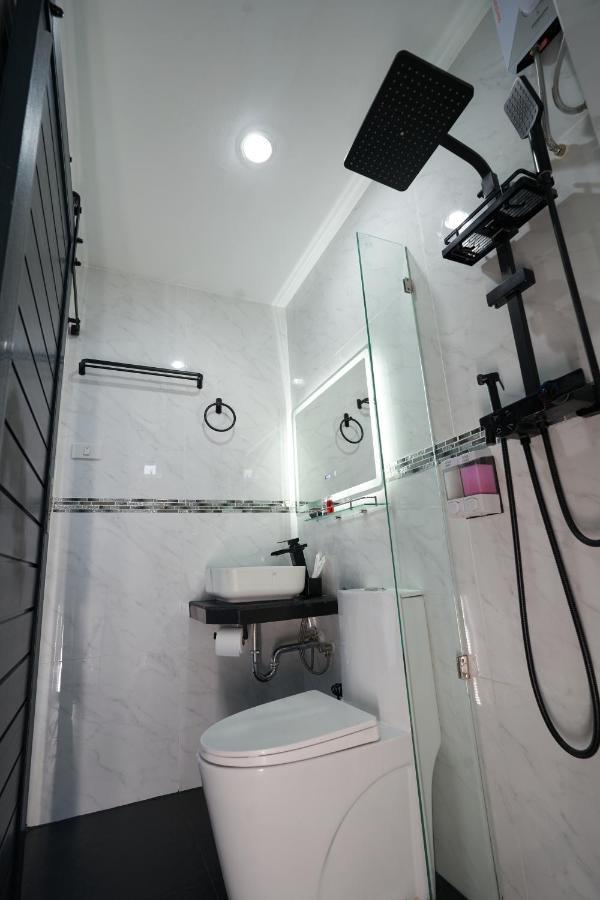 Hotel Thonglor 4*