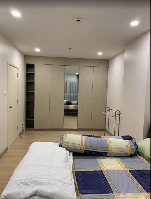 Cozy Free Wi-fi 1 Gbps And 100m From Subway Bangkok