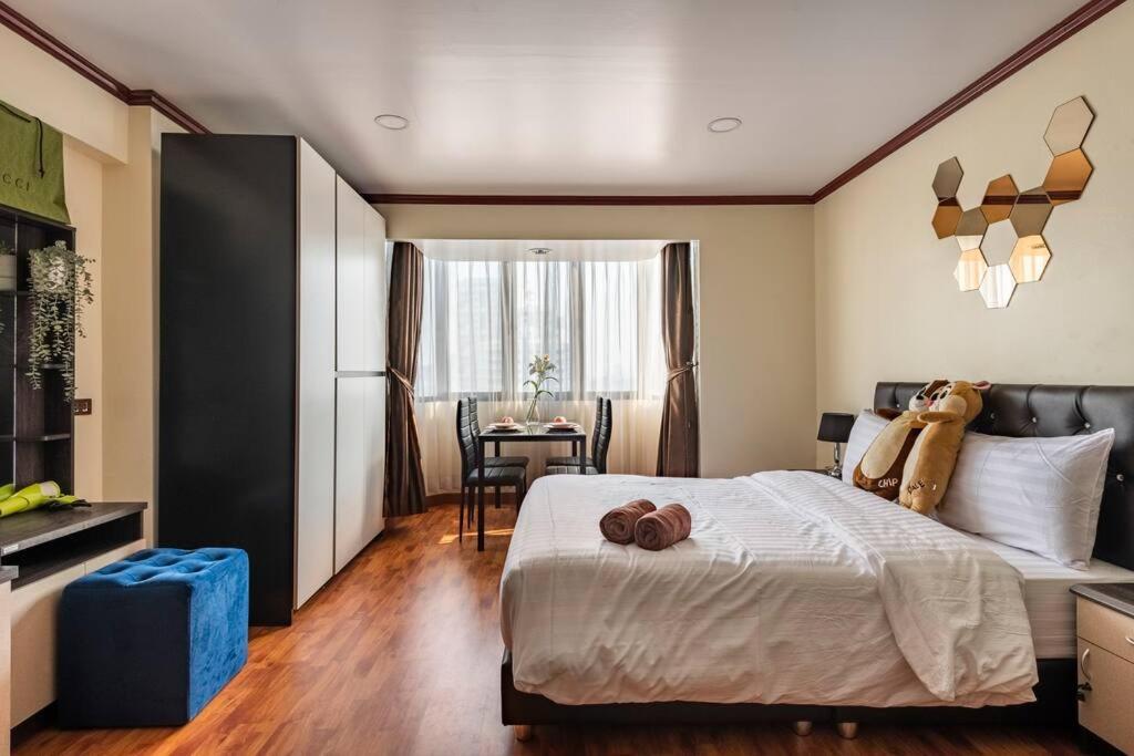 Selfcheckin Omni Tower Sukhumvit4 Nana Asoke Bts Mrt Hispeed Wifi Pool&gym Appartement *