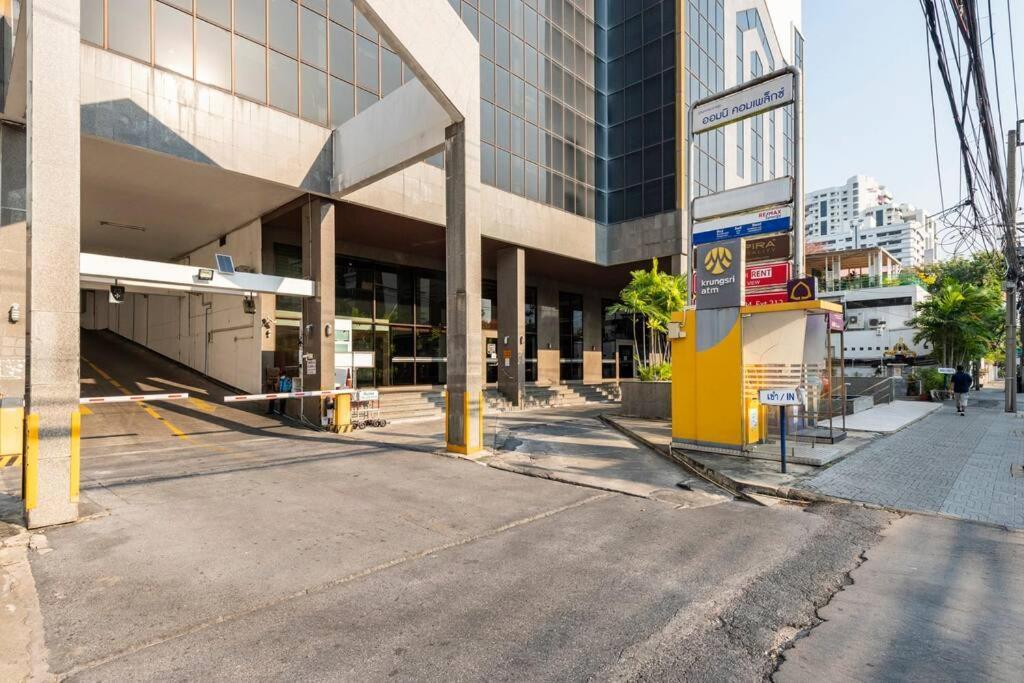 Appartement Selfcheckin Omni Tower Sukhumvit4 Nana Asoke Bts Mrt Hispeed Wifi Pool&gym