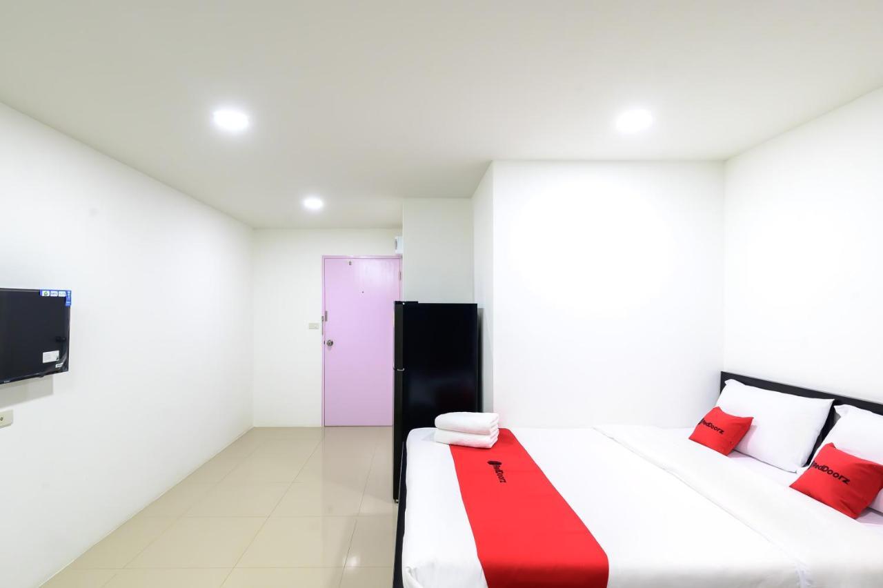 The Living Block Hotel Bangkok