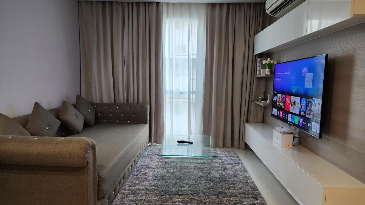 Condominium - Sukhumvit Soi 5 Bts Nana 50m2 *