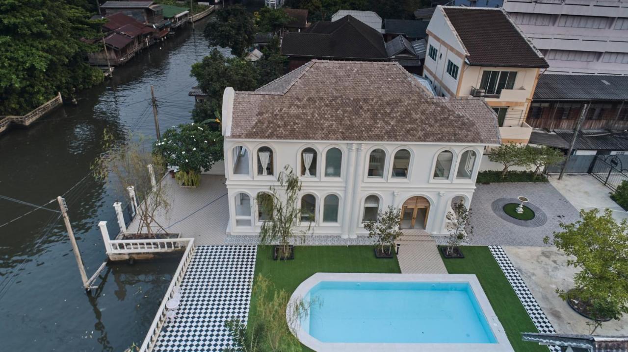 Villa Arpo Pool Riverside Bangkok