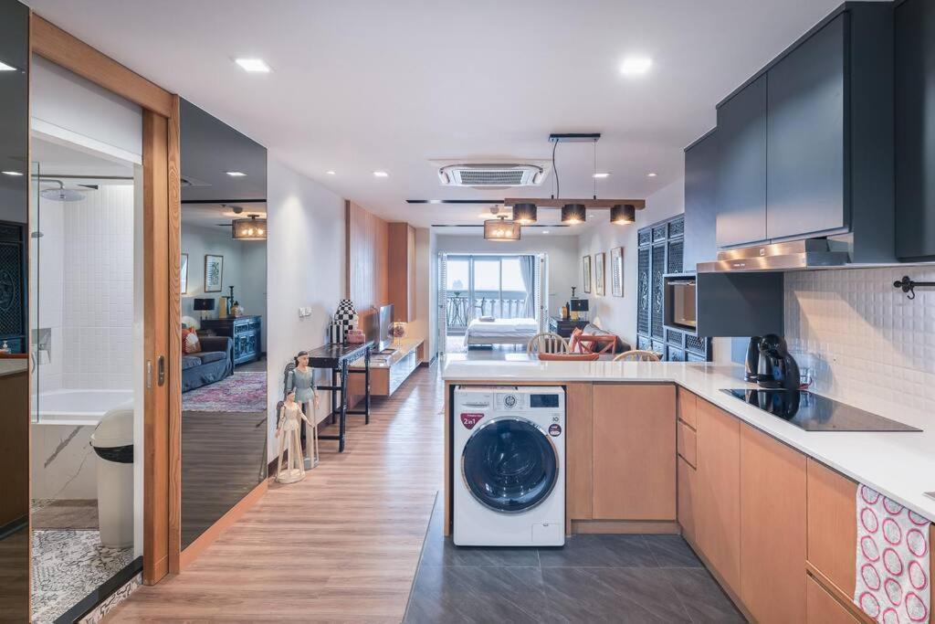Apartment Bangkok, 5 Stars River View & Characteristic Decor Bangkok