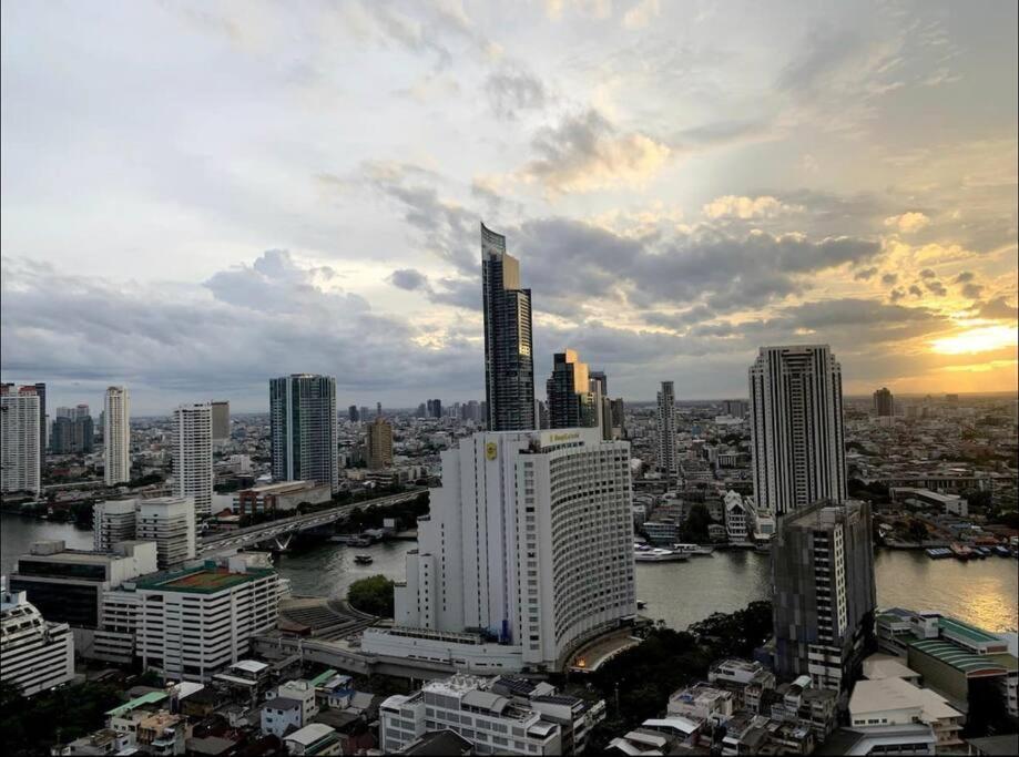 Bangkok, 5 Stars River View & Characteristic Decor * Bangkok