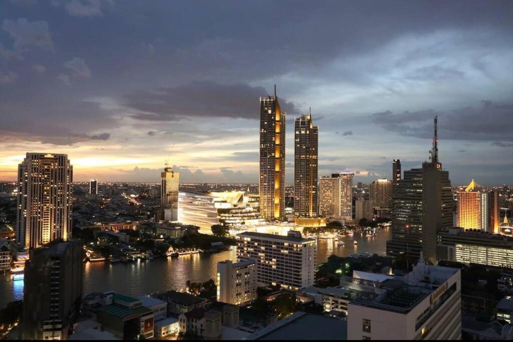 Bangkok, 5 Stars River View & Characteristic Decor Bangkok