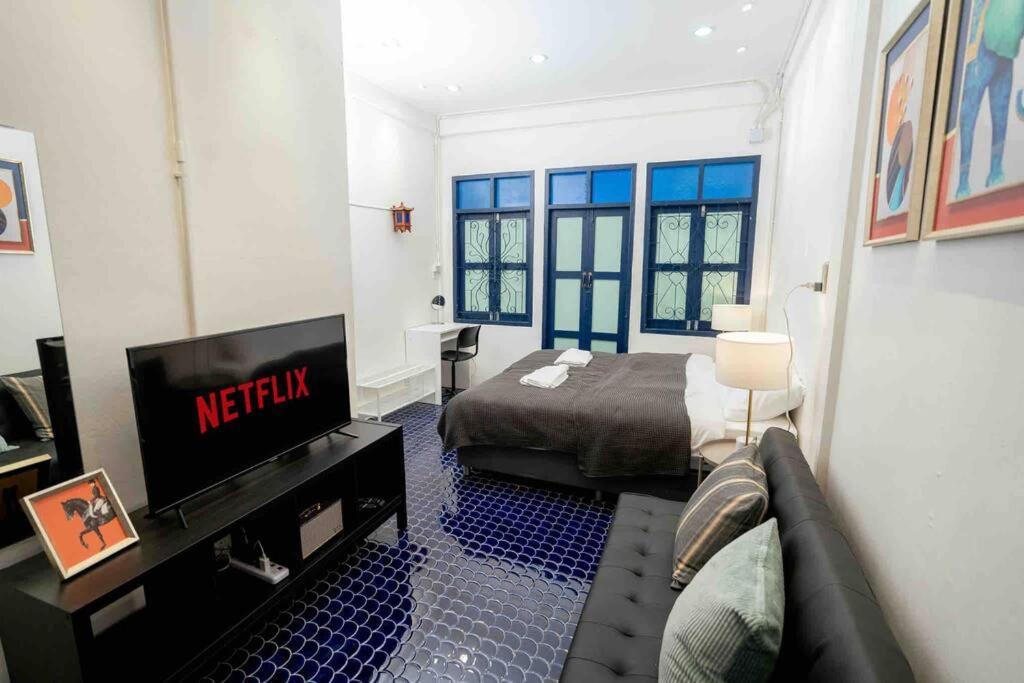 Holiday home Townhome W/ Workstation-2mins To Food-fun-metro *
