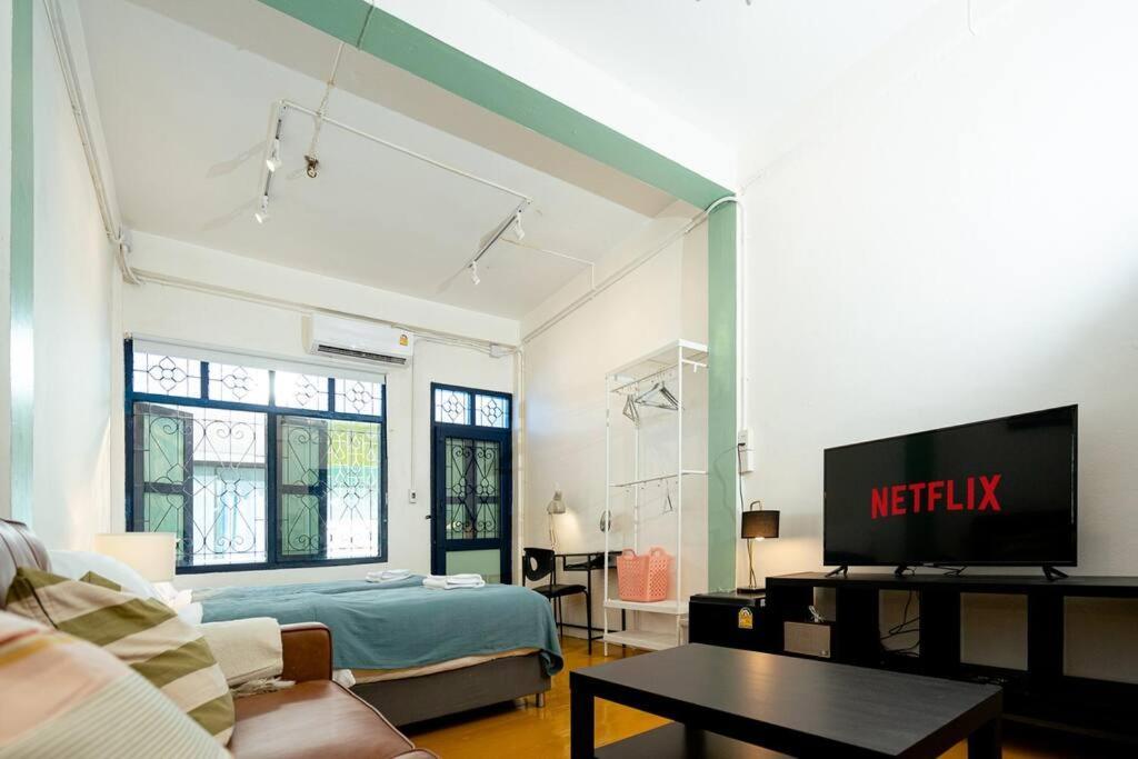 Holiday home Townhome W/ Workstation-2mins To Food-fun-metro Bangkok