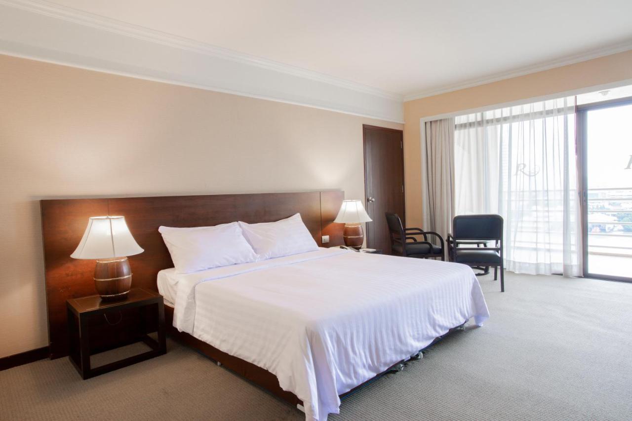 The Royal River 4* Bangkok