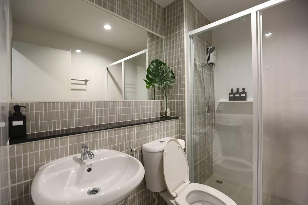 Woodgreen Near Chatuchak Weekend Market Apartment Bangkok