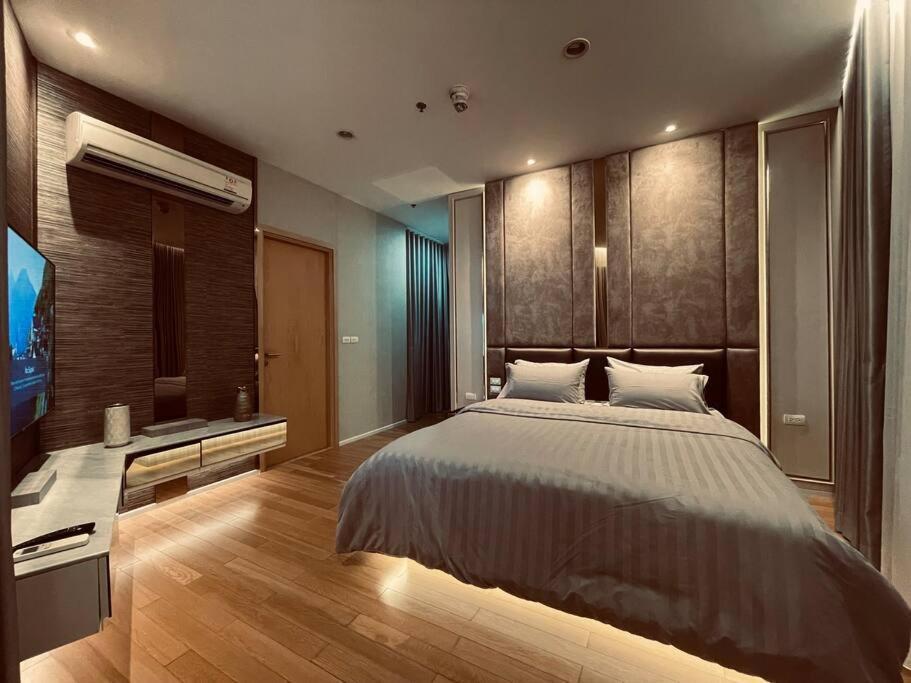 Luxury 2br On The Clouds In Prime Area Apartment Bangkok