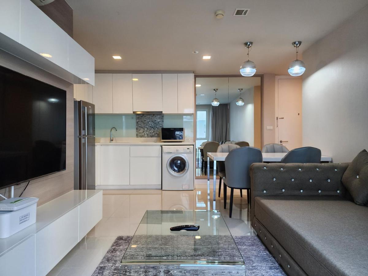 Apartment Condominium - Sukhumvit Soi 5 Bts Nana 50m2 *