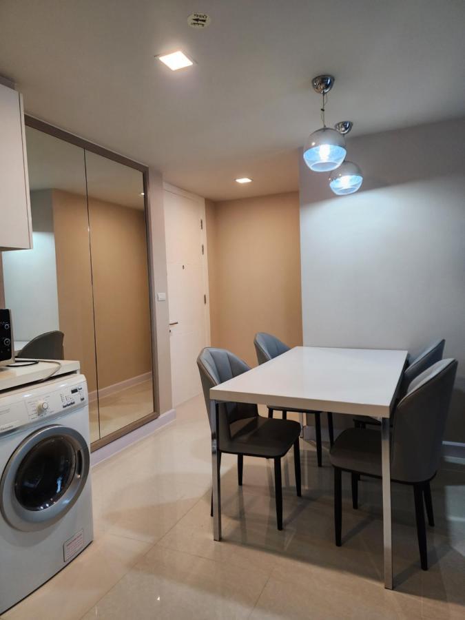 Condominium - Sukhumvit Soi 5 Bts Nana 50m2 Apartment *