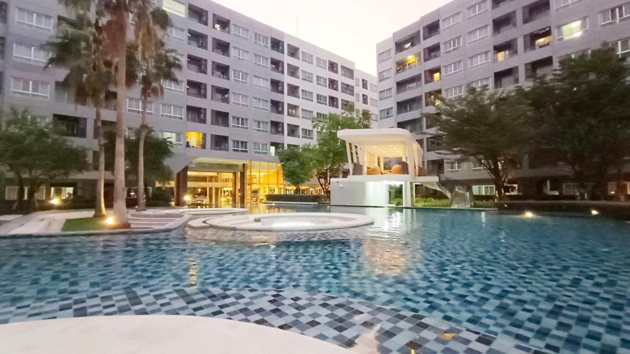 Elio Del Ray Apartment Bangkok