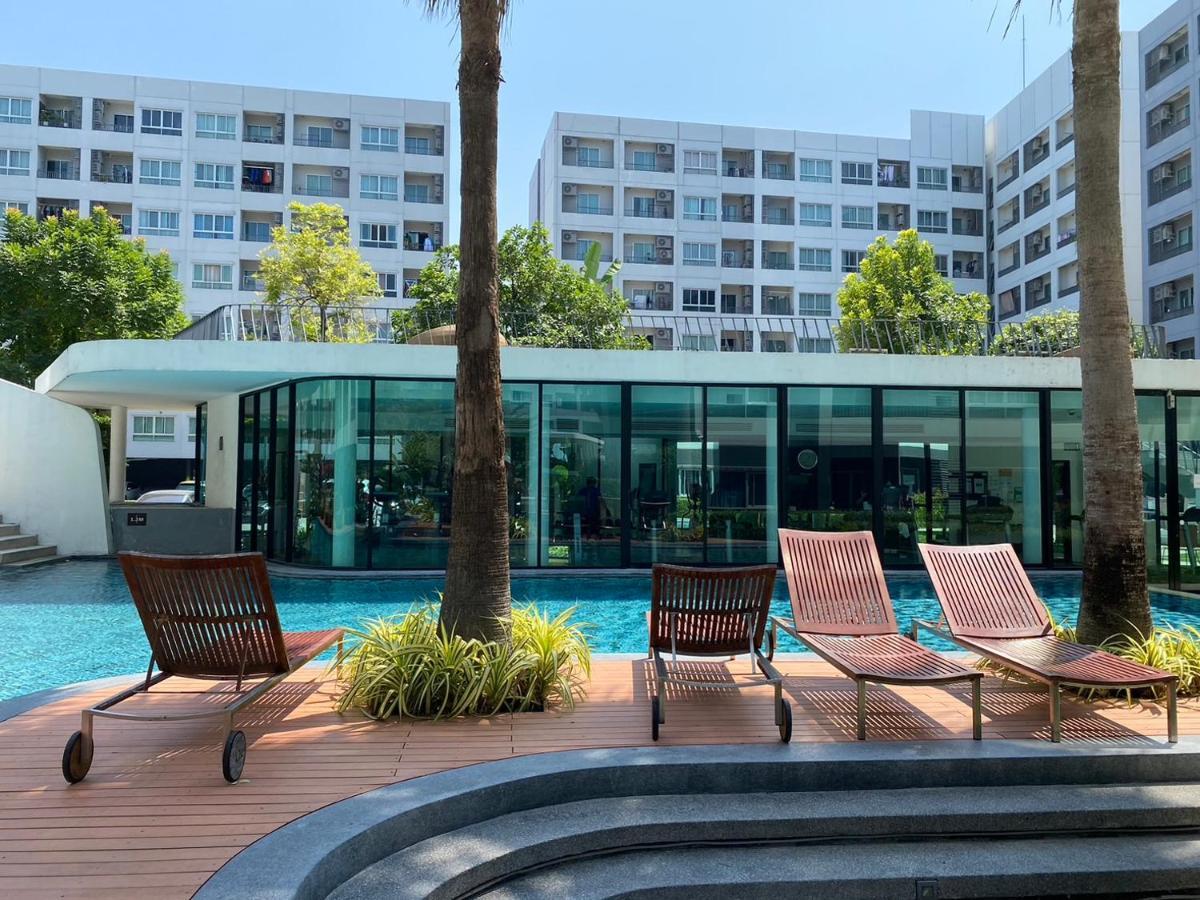 Apartment Elio Del Ray Bangkok