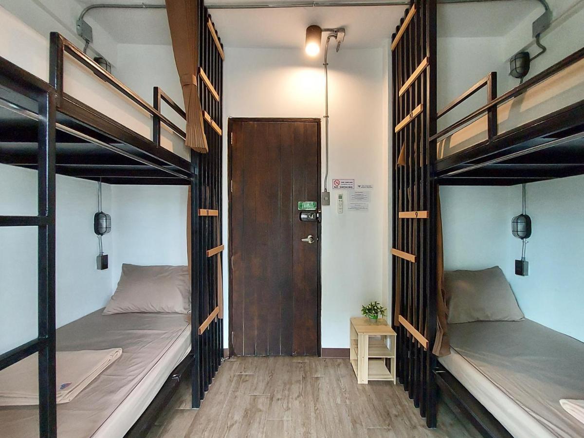 Feel Good Bangkok Hostel