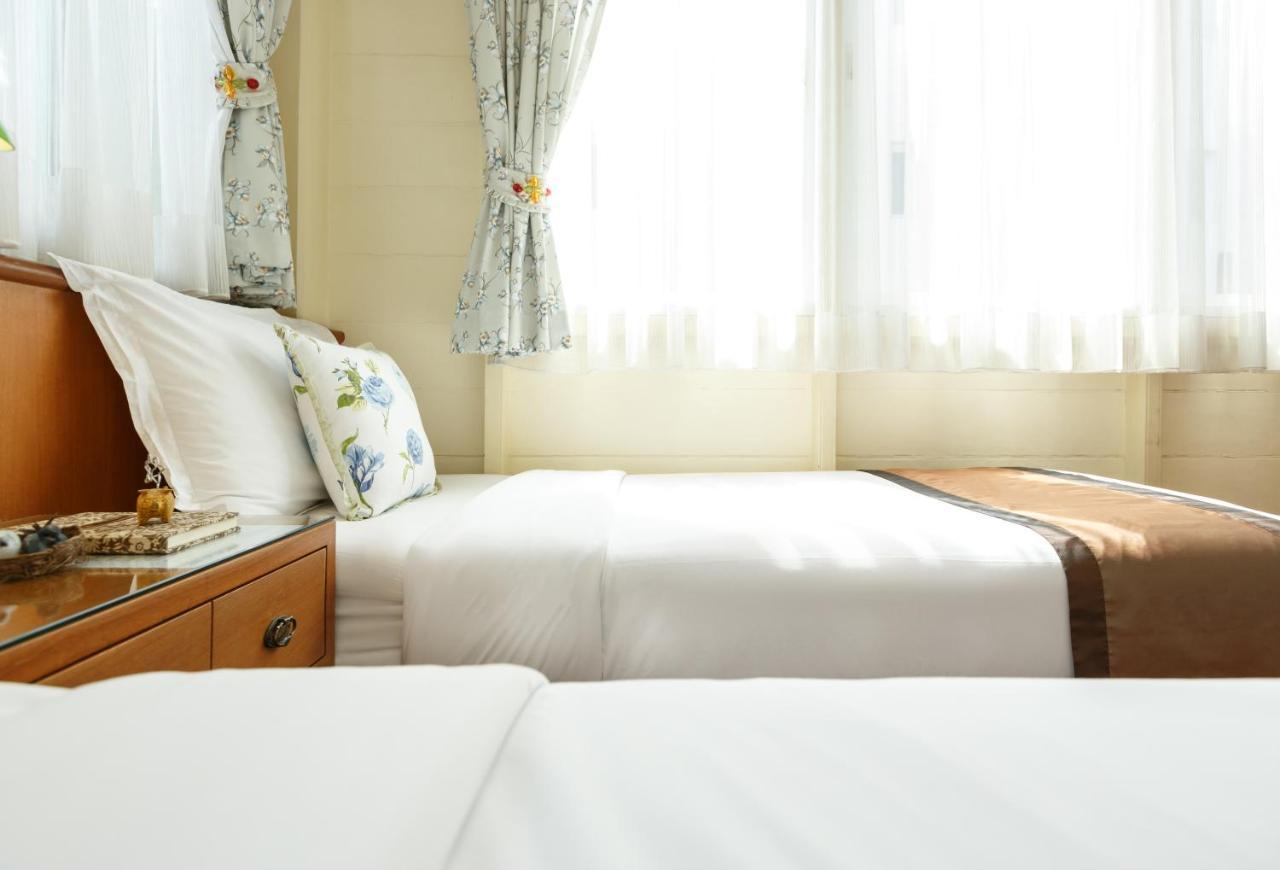 Hostel Baan Dinso *