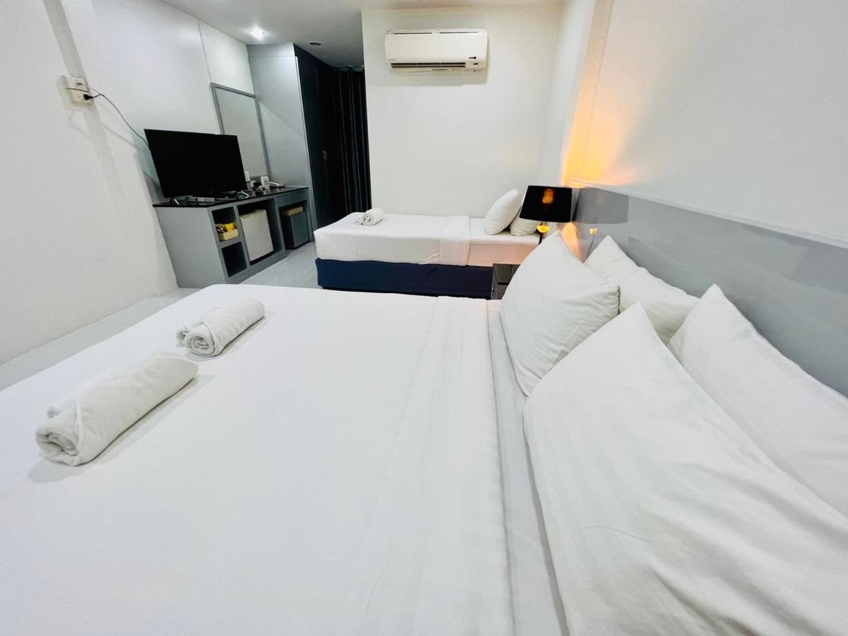 Bed By Tha-pra Sha Hotel