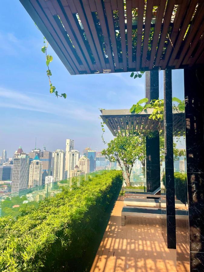 Luxury With Infinity Pool Balcony Gym Apartment