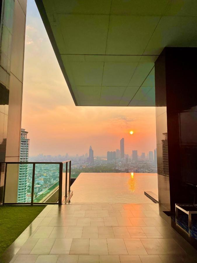 Luxury With Infinity Pool Balcony Gym Apartment