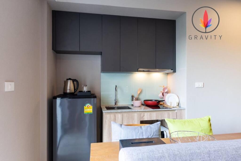 Bts S5 Surasak 900 Meters Near The Mekong River Pier Free Swimming Pool In Ferris Wheel Night Market Chinese Reception Center Appartement