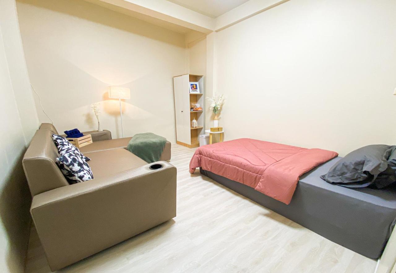 Napshot Guest house *