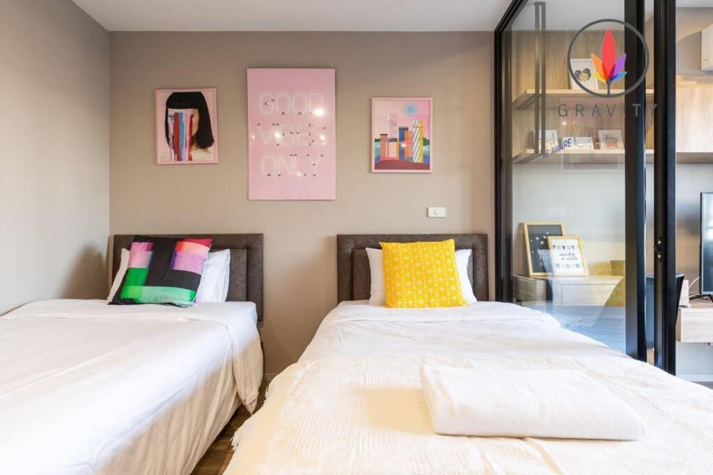 Bts S5 Surasak 900 Meters Near The Mekong River Pier Free Swimming Pool In Ferris Wheel Night Market Chinese Reception Center Appartement *
